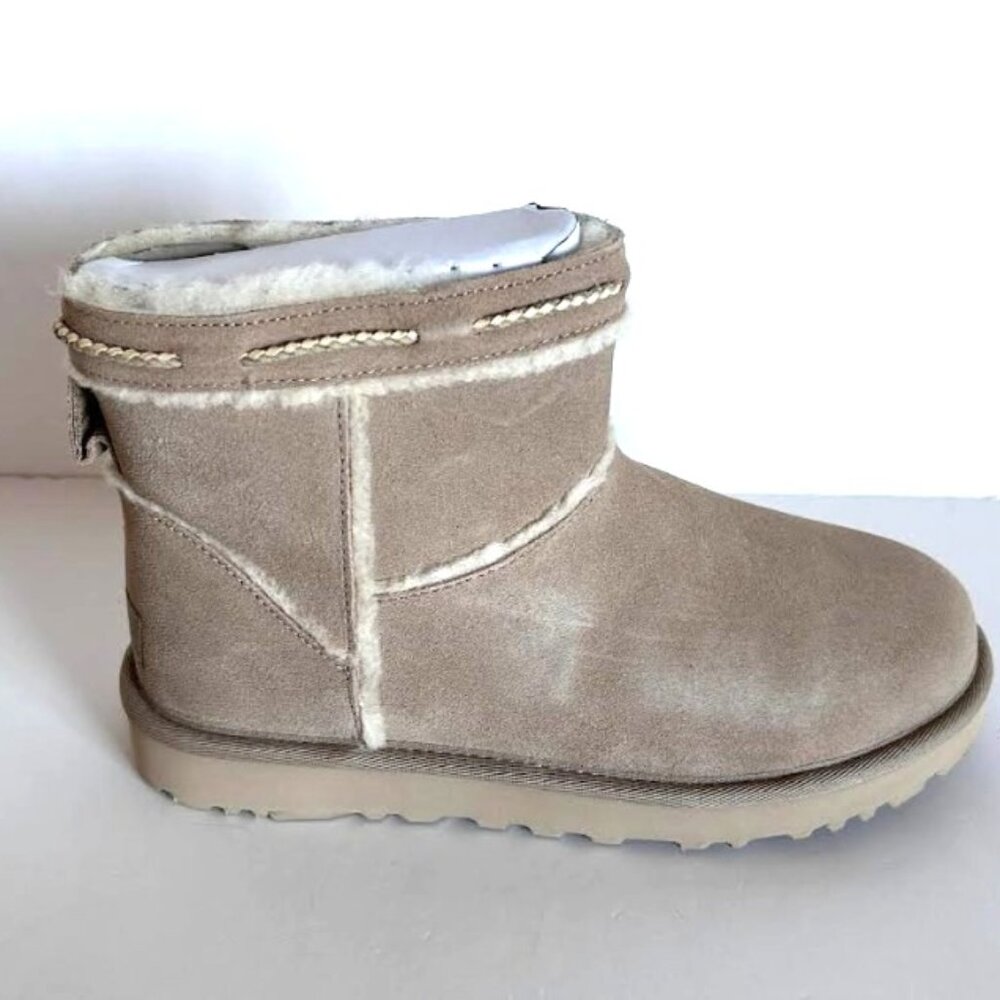 UGG Women's Classic Mini Shearling Braid Boots Dune 7 New in Box - Picture 9 of 15